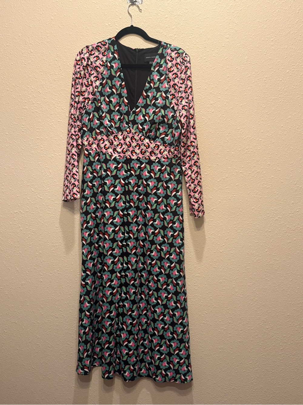 Donna Morgan Black, Pink and Teal Patterned Maxi Dress